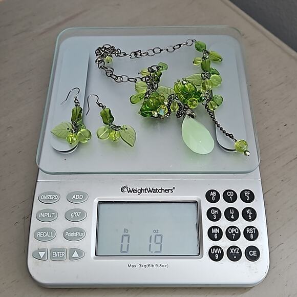 Unique Green Bead & Fluorite Stone Statement Necklace & Earring Set Glows - Picture 10 of 10